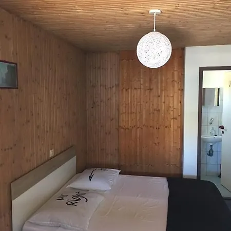 Robinson House Boki